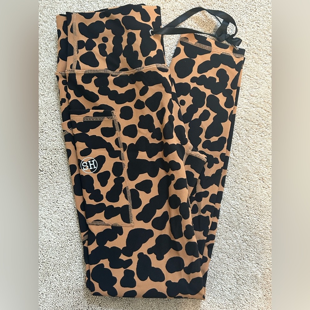 Salty honey leopard leggings